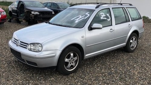 Dezmembrez Vw Golf 4, combi, gri, 1,9tdi tipAXR