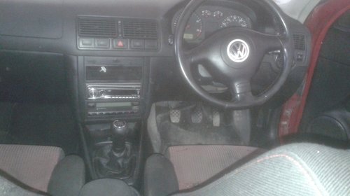 Dezmembrez VW Golf 4 , GOLF IV , 1998-2005, 116CP , 6+1 trepte