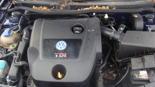 Dezmembrez Vw golf 4; Pompe duze 1.9 TDI;tip AJM