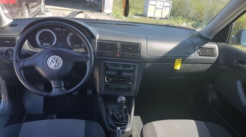 Dezmembrez vw golf 4 variant 1.9 tdi axr 101 cai varianta pacific