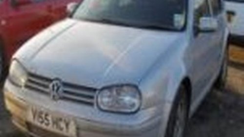 Dezmembrez VW Golf 4