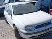 Dezmembrez VW Golf 4