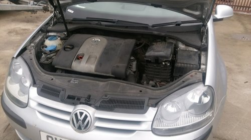 Dezmembrez Vw Golf 5 1.6 FSI 6+1