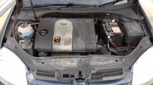 Dezmembrez VW Golf 5 1.6 fsi BLF 2006 LC5F