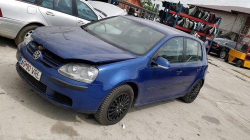 Dezmembrez Vw Golf 5 1.6 FSI COD BLF