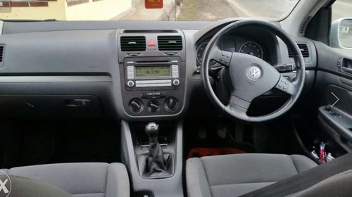 Dezmembrez Vw Golf 5 1.9 TDI