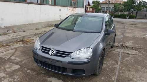 Dezmembrez VW Golf 5 - 1.9TDI