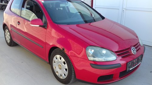 Dezmembrez VW GOLF 5 2.0 SDI