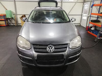 Dezmembrez Vw Golf 5 combi 1.9 Tdi BLS