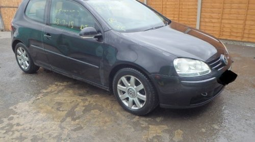 Dezmembrez VW Golf 5 din 2005, 1.9D