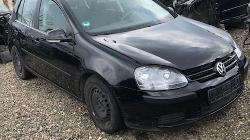 Dezmembrez Vw Golf 5, negru, 1,9 tdi tip Bru,