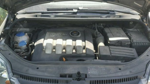Dezmembrez VW Golf 5 Plus 2005 , 1.9 diesel