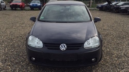 Dezmembrez Vw golf 5hb, albastru 1.9,tdi cuti