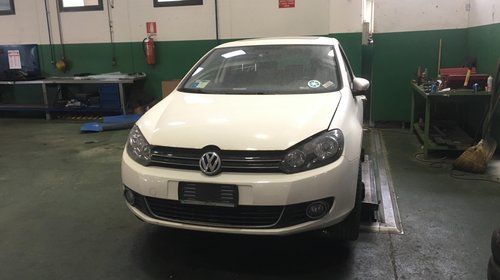 Dezmembrez VW GOLF 6 an 2010 motor 1.6 TDI CA