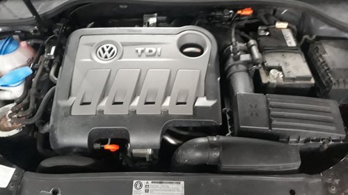Dezmembrez VW Golf 6 Variant Break 2.0 TDI 140 cai motor CFH CFHC an 2011