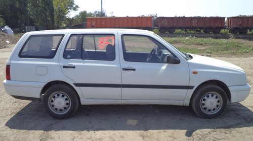 Dezmembrez VW Golf an 1996: motor 1896 cc, diesel