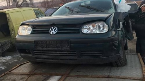 Dezmembrez vw golf IV 1.4b axp 2002