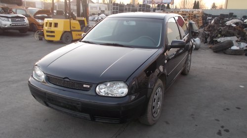 Dezmembrez Vw golf IV 1.6 benzina tip motor 1