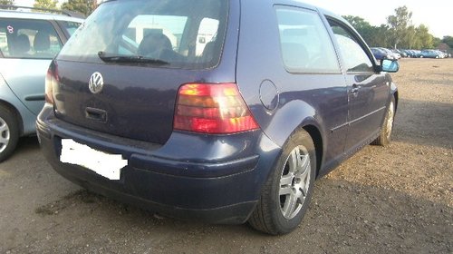 Dezmembrez vw golf iv 2 usi