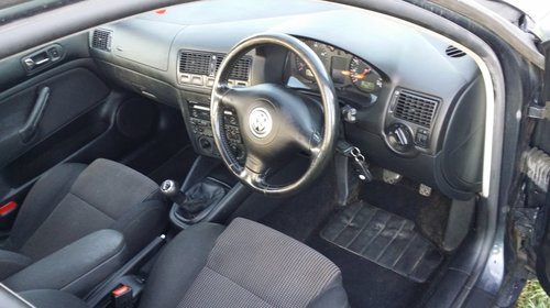 Dezmembrez VW Golf lV 1,9TDI 116Cp AJM