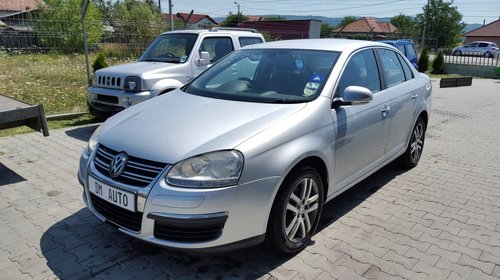 Dezmembrez Vw Jetta 1.9 TDI cod motor BXE 200