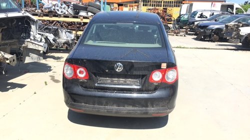 Dezmembrez VW Jetta 2010 berlina 1600