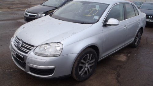 Dezmembrez Vw Jetta 3, 1.6fsi, orice piesa!