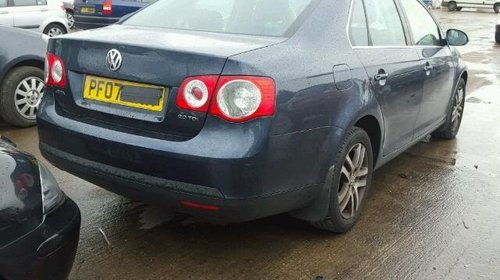 Dezmembrez Vw Jetta 3, 2.0tdi