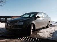 Dezmembrez Vw Jetta Golf Break 1.9 tdi sau 2.0 tdi