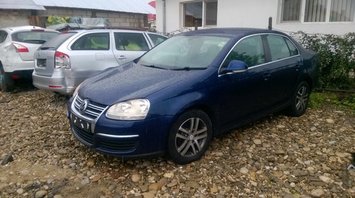 Dezmembrez VW Jetta III, 1.6 FSI 85kw cod motor BLF, din 2007