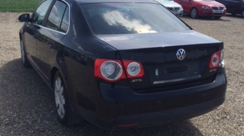 Dezmembrez Vw Jetta negru 2,0tdi 170cp, 2007 cutie aut.