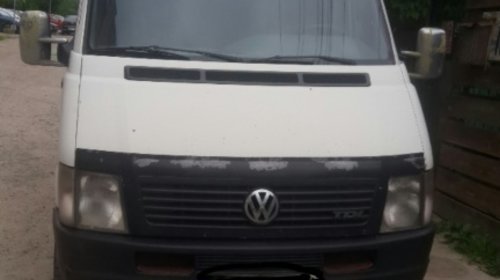 Dezmembrez vw LT 35 2.5 tdi 8+1 locuri