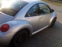 Dezmembrez vw new beetle in 3 usii toate piesele an fabricatie 2002 cutie viteza 5 trepte