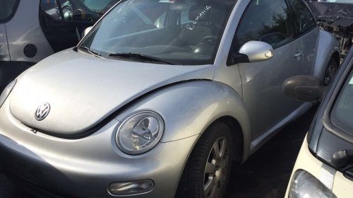 Dezmembrez VW New Beetle