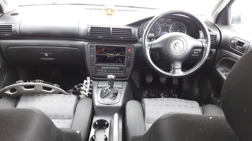 Dezmembrez VW Passat 1.8 T, fabr. 2003