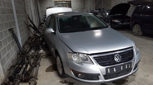 Dezmembrez VW Passat 1.9 tdi an 2006