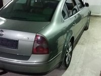 Dezmembrez VW Passat 1.9 TDI, din 2002, AWX