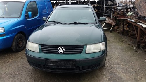 Dezmembrez VW Passat 1999