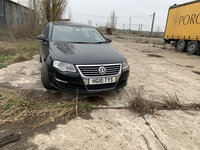 Dezmembrez VW Passat 2.0 diesel 2010