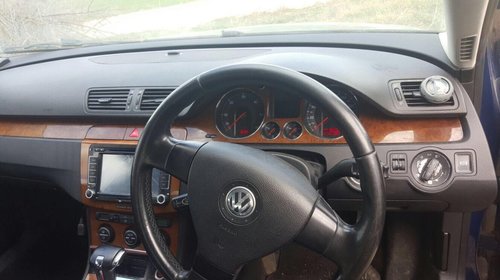 Dezmembrez VW Passat 2.0 TDI,cutie automata , 2006