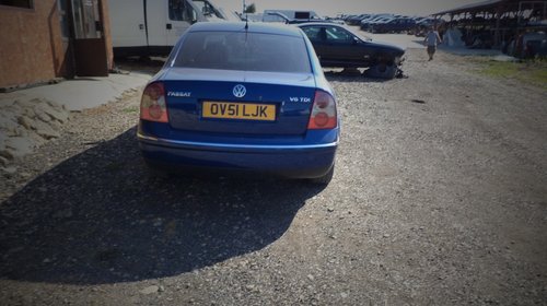 Dezmembrez Vw Passat 2.5 TDi an 2001