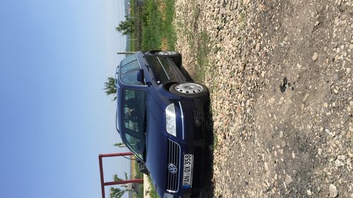 Dezmembrez vw passat 2,5 tdi din 2002