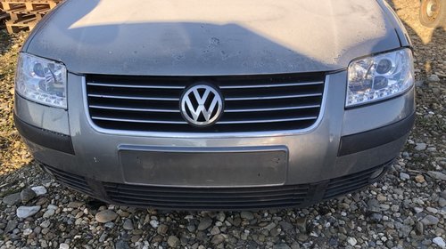 Dezmembrez VW Passat 2003- Berlina