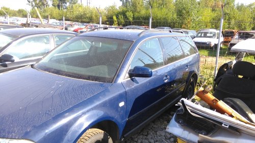 Dezmembrez Vw passat 2003