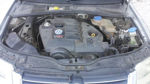 dezmembrez vw passat an 2002 1.9 tdi 101cp cod motor avb