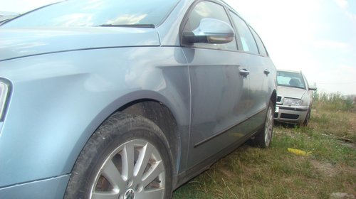 Dezmembrez VW PASSAT anul 2004-2008