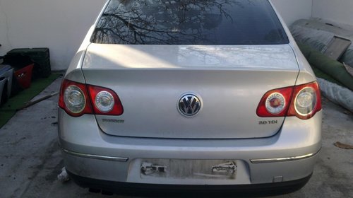 Dezmembrez VW Passat anul 2007 2.0 tdi 140 cp