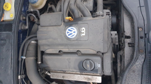 Dezmembrez VW Passat B 5.5 1.6i berlina cod motor ALZ 2002 2003 2004 2005