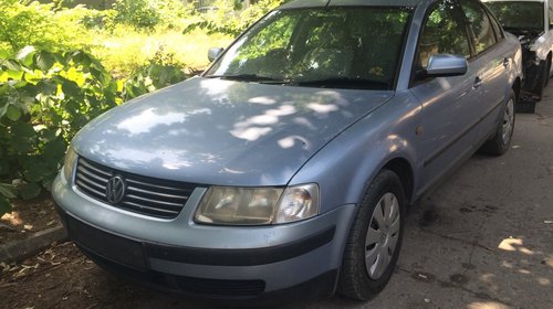 Dezmembrez VW Passat b5 1998 1.9 tdi cod moto