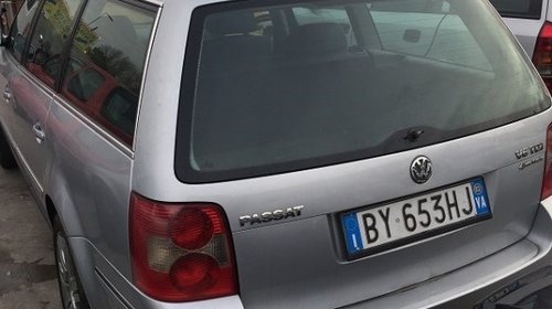 Dezmembrez VW Passat B5 2.5 AKN 4 motion